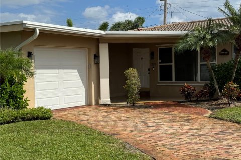 House in Pompano Beach, Florida 3 bedrooms, 151.62 sq.m. № 815461 - photo 3