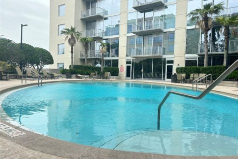 Condo in Orlando, Florida, 2 bedrooms  № 1278435 - photo 19