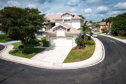 House in Jupiter, Florida 5 bedrooms, 348.57 sq.m. № 1176950 - photo 13