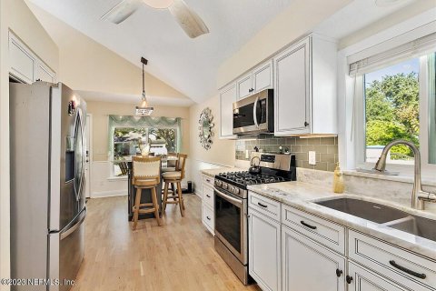 Casa en venta en Saint Augustine, Florida, 5 dormitorios, 225.38 m2 № 801446 - foto 7