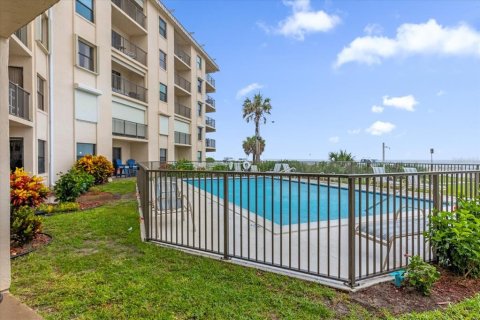 Condo in Ormond Beach, Florida, 2 bedrooms  № 1359251 - photo 23