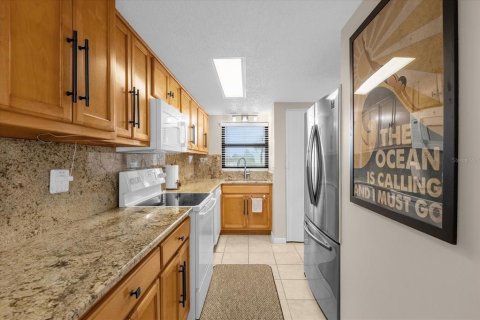 Condo in Ormond Beach, Florida, 2 bedrooms  № 1359251 - photo 4