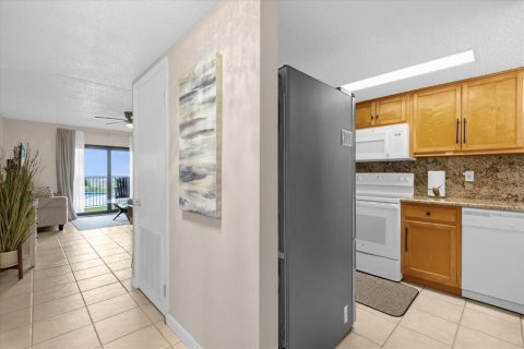 Condo in Ormond Beach, Florida, 2 bedrooms  № 1359251 - photo 7