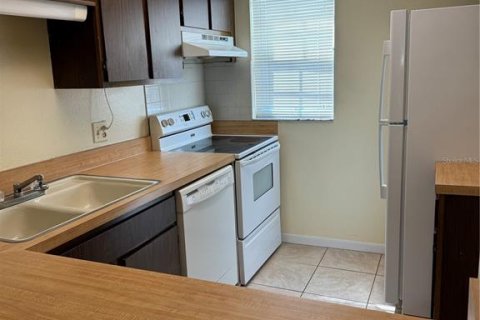 Condo in Tampa, Florida, 2 bedrooms  № 1421071 - photo 6