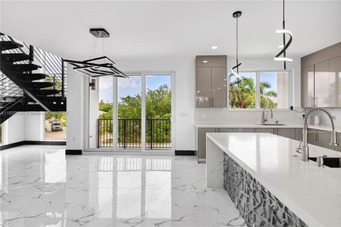 Villa ou maison à vendre à Marathon, Floride: 4 chambres, 229.65 m2 № 1010876 - photo 15