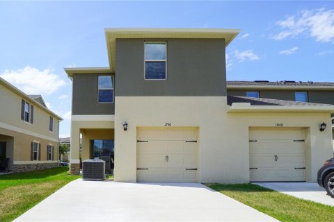 Townhouse in Kissimmee, Florida 3 bedrooms, 168.8 sq.m. № 1273385 - photo 20