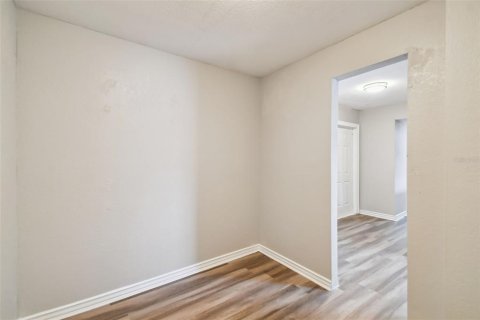 Immobilier commercial à vendre à Tampa, Floride: 4 chambres, 174.66 m2 № 1274437 - photo 24