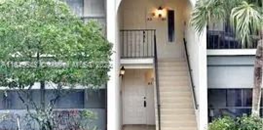 Condo à Palm City, Floride, 2 chambres  № 1345220