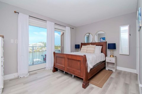 Touwnhouse à vendre à Treasure Island, Floride: 2 chambres, 117.06 m2 № 1302394 - photo 18