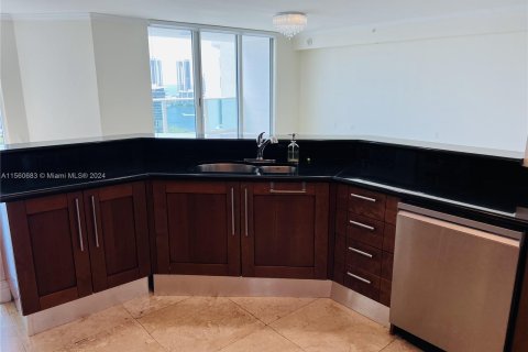 Condominio en venta en Aventura, Florida, 4 dormitorios, 327.39 m2 № 1097259 - foto 20