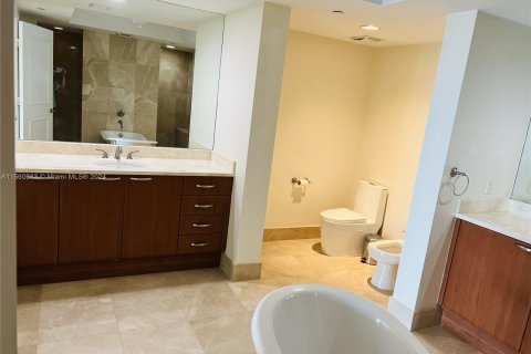 Condo in Aventura, Florida, 4 bedrooms  № 1097259 - photo 30