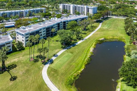 Condo in Deerfield Beach, Florida, 2 bedrooms  № 1118222 - photo 2