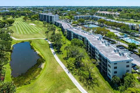 Condo in Deerfield Beach, Florida, 2 bedrooms  № 1118222 - photo 7