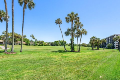 Copropriété à vendre à Deerfield Beach, Floride: 2 chambres, 97.55 m2 № 1118222 - photo 10