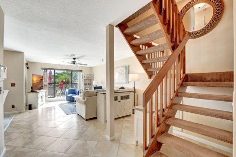 Townhouse in Deerfield Beach, Florida 3 bedrooms, 172.98 sq.m. № 1142407 - photo 27