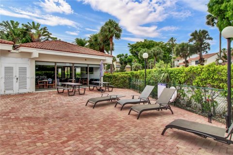 Touwnhouse à vendre à Aventura, Floride: 2 chambres, 143.26 m2 № 1351732 - photo 15