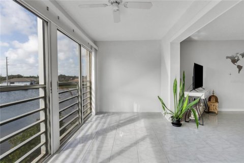 Condominio en venta en Dania Beach, Florida, 2 dormitorios, 110.55 m2 № 982839 - foto 11