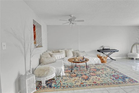 Condominio en venta en Dania Beach, Florida, 2 dormitorios, 110.55 m2 № 982839 - foto 4
