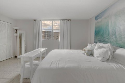 Condominio en venta en Dania Beach, Florida, 2 dormitorios, 110.55 m2 № 982839 - foto 20
