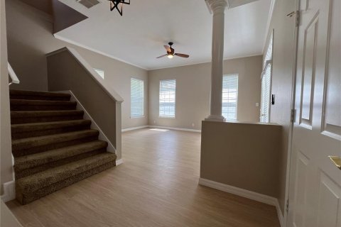 Villa ou maison à louer à Kissimmee, Floride: 4 chambres, 235.41 m2 № 1341108 - photo 5