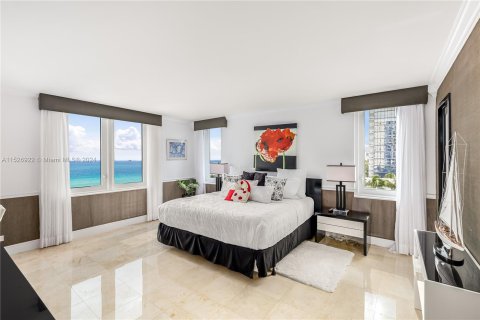 Condo in Miami Beach, Florida, 2 bedrooms  № 991041 - photo 6