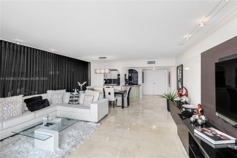 Copropriété à vendre à Miami Beach, Floride: 2 chambres, 137.5 m2 № 991041 - photo 3