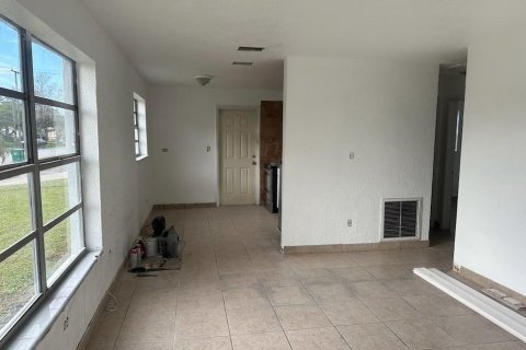 Casa en venta en Davie, Florida, 2 dormitorios, 62.71 m2 № 851797 - foto 5