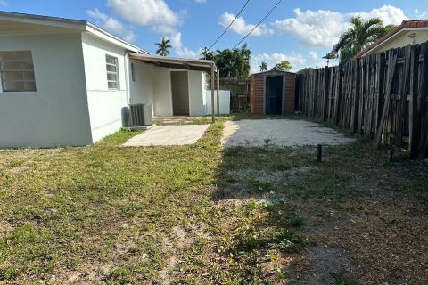 Casa en venta en Davie, Florida, 2 dormitorios, 62.71 m2 № 851797 - foto 9