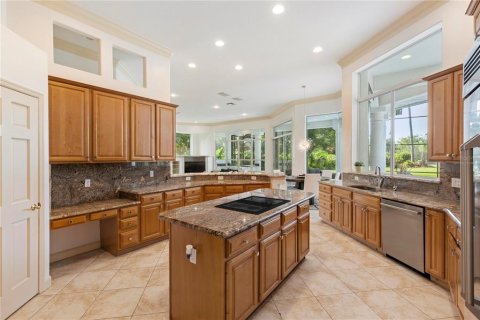 House in Lake Mary, Florida 5 bedrooms, 536.23 sq.m. № 1390202 - photo 23