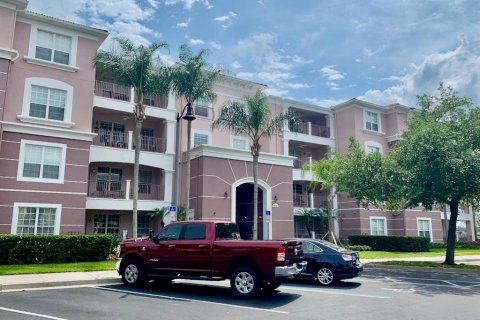 Condominio en venta en Orlando, Florida, 2 dormitorios, 169.36 m2 № 797938 - foto 1