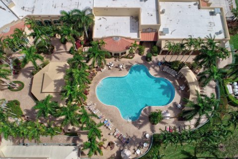 Condominio en venta en Boynton Beach, Florida, 3 dormitorios, 160.63 m2 № 1189924 - foto 20