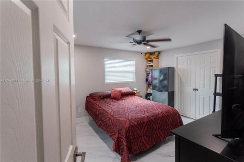 House in Fort Lauderdale, Florida 4 bedrooms, 201.23 sq.m. № 1327899 - photo 19