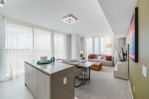 Condominio en venta en Hollywood, Florida, 2 dormitorios, 100.98 m2 № 780788 - foto 7