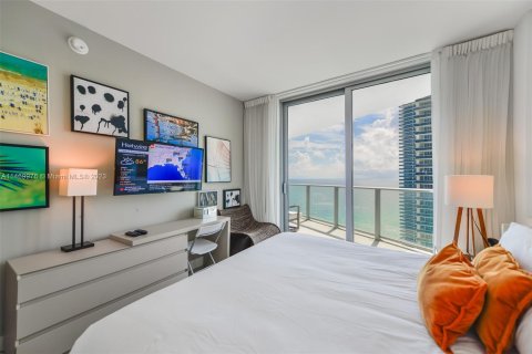 Condominio en venta en Hollywood, Florida, 2 dormitorios, 100.98 m2 № 780788 - foto 17