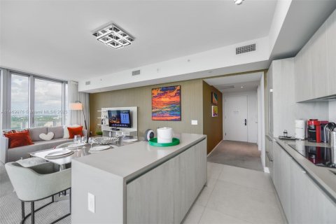 Condo in Hollywood, Florida, 2 bedrooms  № 780788 - photo 3