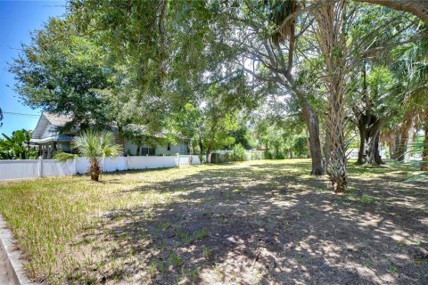 Terreno en venta en Tampa, Florida № 1320574 - foto 5