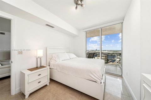 Copropriété à louer à Hallandale Beach, Floride: 3 chambres, 145.95 m2 № 1320587 - photo 26