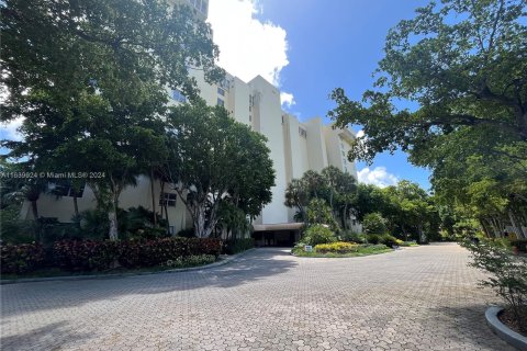 Condo in Miami, Florida, 2 bedrooms  № 1320585 - photo 27