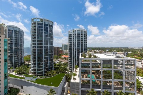 Condo in Miami, Florida, 1 bedroom  № 1320586 - photo 13