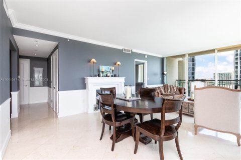 Condo in Miami, Florida, 1 bedroom  № 1320586 - photo 7