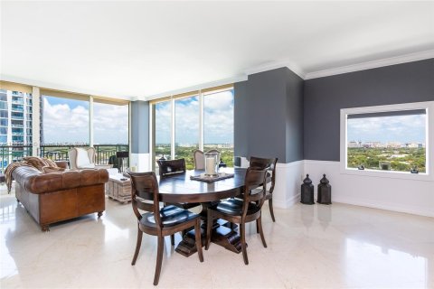 Condo in Miami, Florida, 1 bedroom  № 1320586 - photo 6