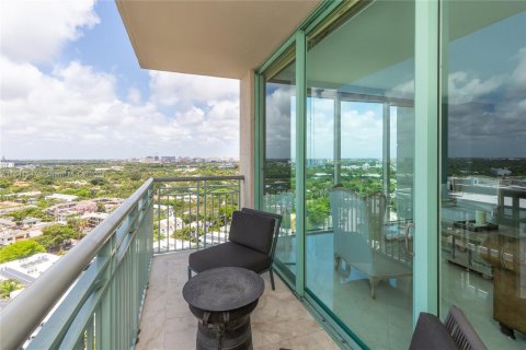 Condo in Miami, Florida, 1 bedroom  № 1320586 - photo 15