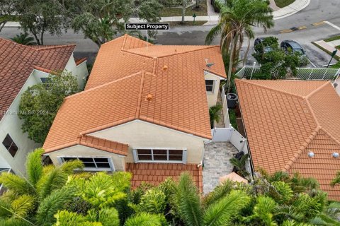 Villa ou maison à vendre à Weston, Floride: 4 chambres, 156.54 m2 № 1294820 - photo 19