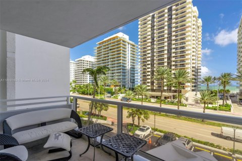 Condo in Miami Beach, Florida, 2 bedrooms  № 1431564 - photo 6