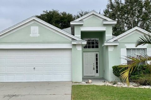 Villa ou maison à louer à Clermont, Floride: 4 chambres, 155.43 m2 № 1369673 - photo 1