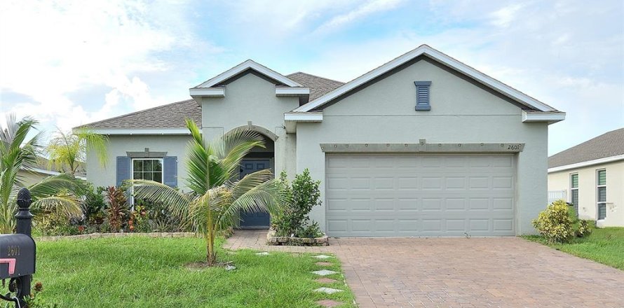 Casa en Kissimmee, Florida 3 dormitorios, 155.8 m2 № 1335930