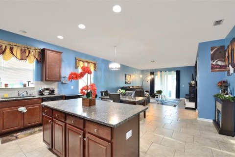 Casa en venta en Kissimmee, Florida, 3 dormitorios, 155.8 m2 № 1335930 - foto 7