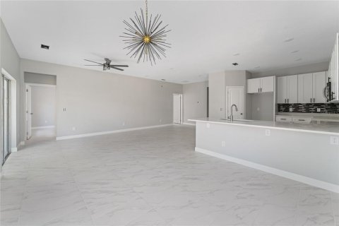 Casa en venta en Orlando, Florida, 3 dormitorios, 158.49 m2 № 1391274 - foto 13