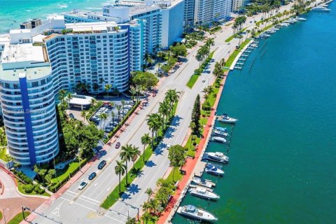 Condominio en venta en Miami Beach, Florida, 2 dormitorios, 130.99 m2 № 1293335 - foto 1