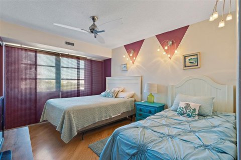 Condominio en venta en Saint Petersburg, Florida, 2 dormitorios, 82.4 m2 № 1361061 - foto 17